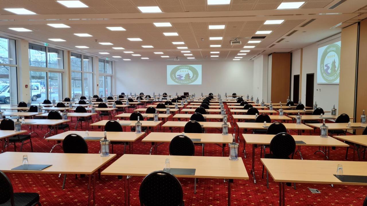 Hotelpark Der Westerwald Treff 오베르라 외부 사진