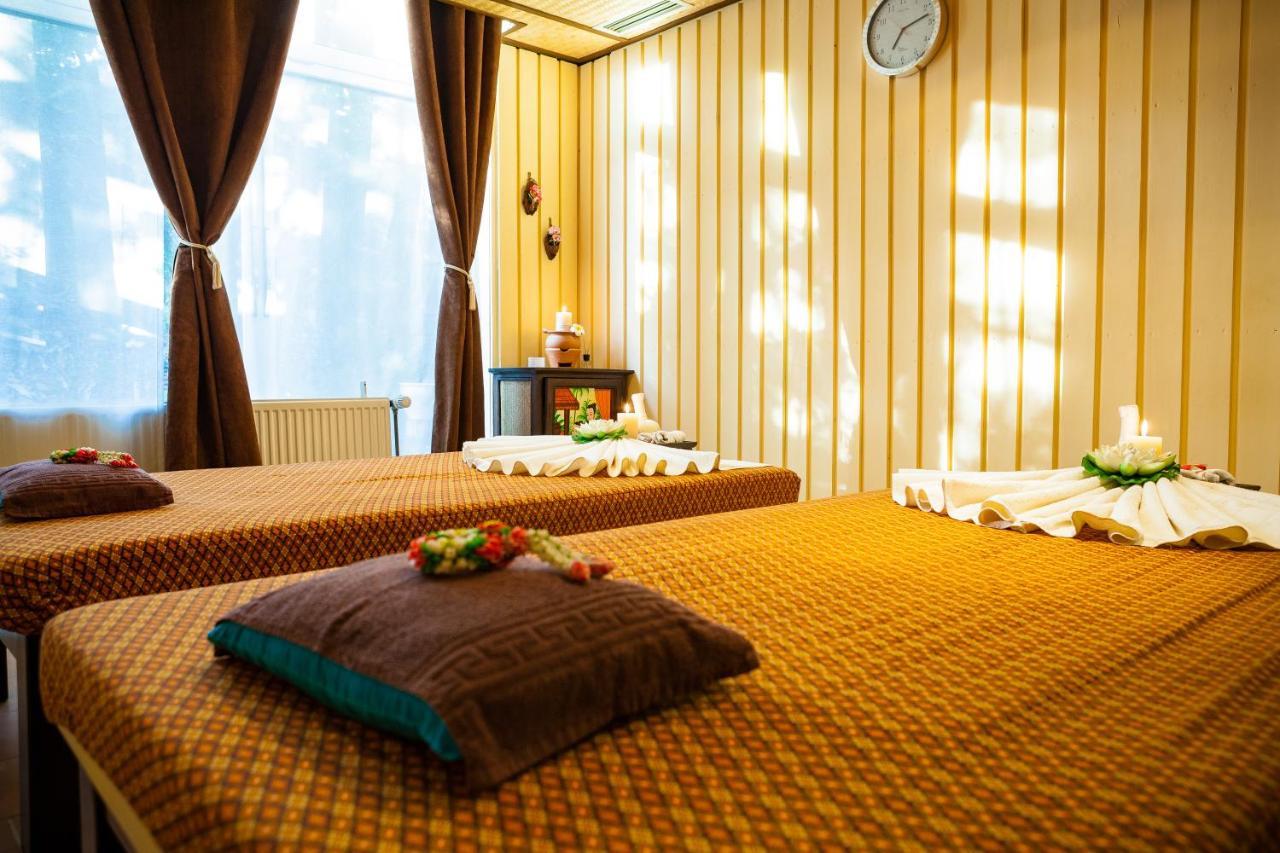 Hotelpark Der Westerwald Treff 오베르라 외부 사진
